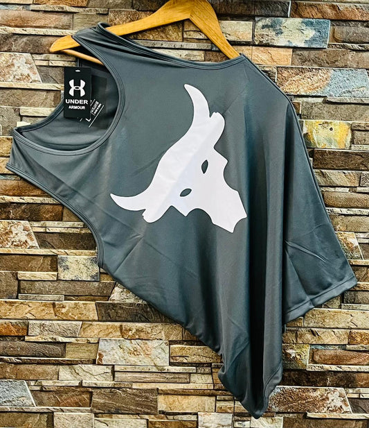 SLEEVELESS UNDER ARMOUR T.SHIRT