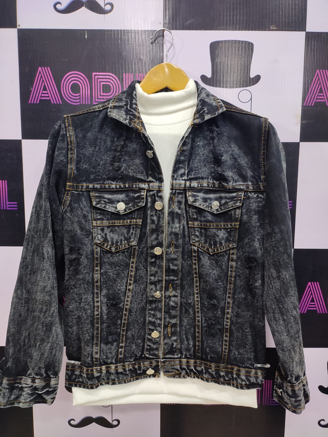 DENIM JACKET