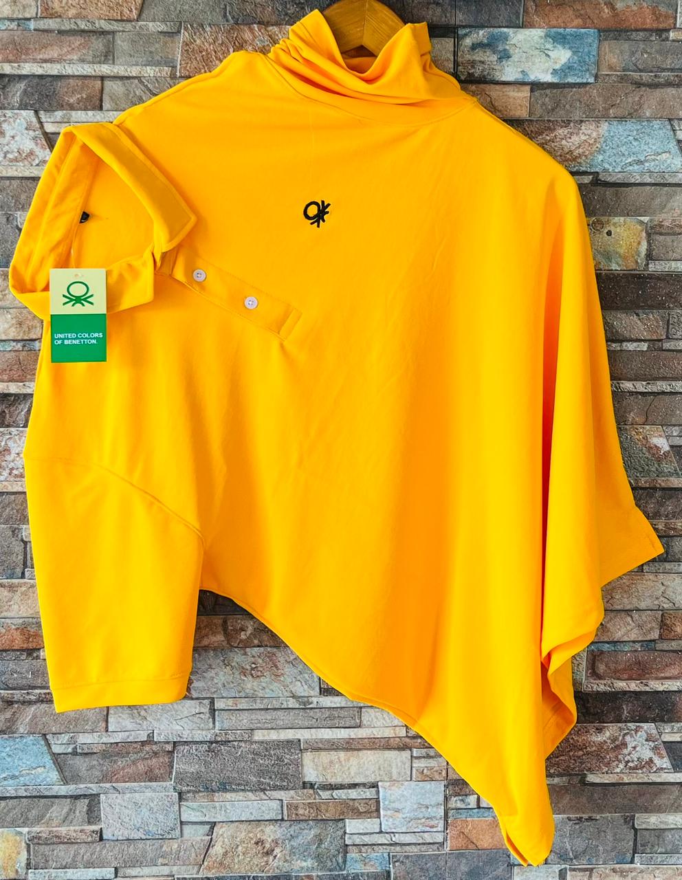 Half sleeve polo neck Tshirt