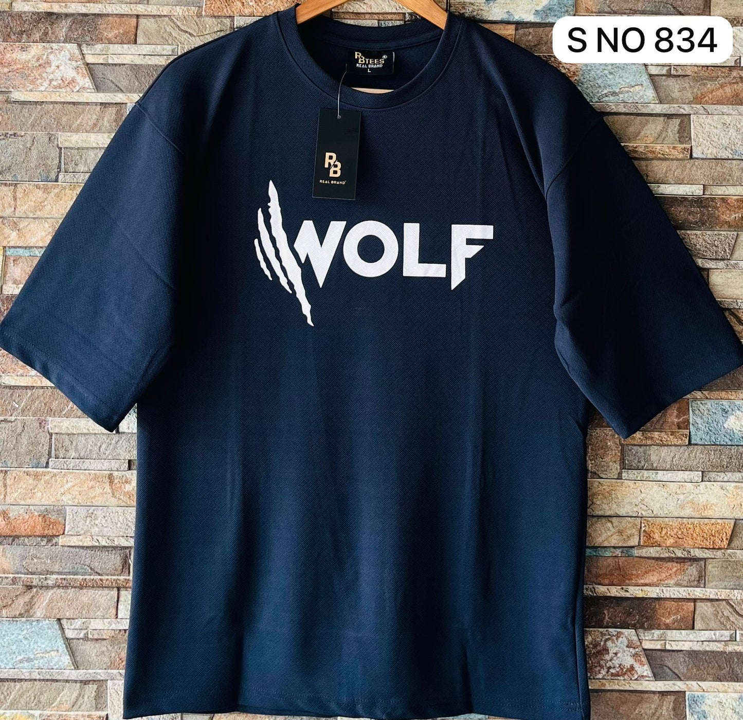 Wolf Drop Shoulder T-shirt..