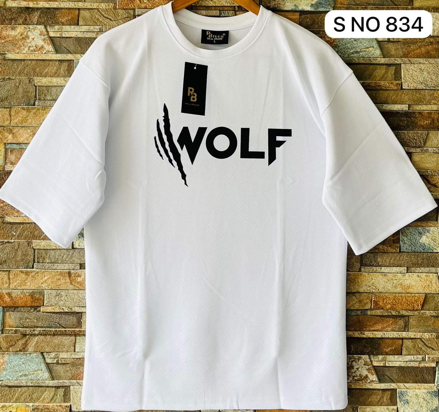 Wolf Drop Shoulder T-shirt..