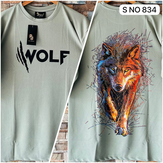 Wolf Drop Shoulder T-shirt..