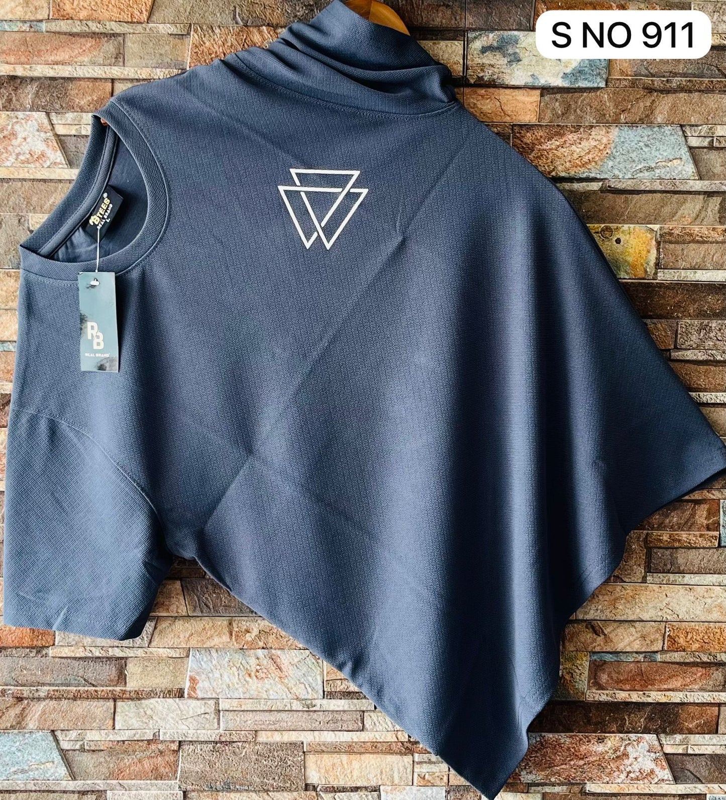 Half hand printed T-shirt..