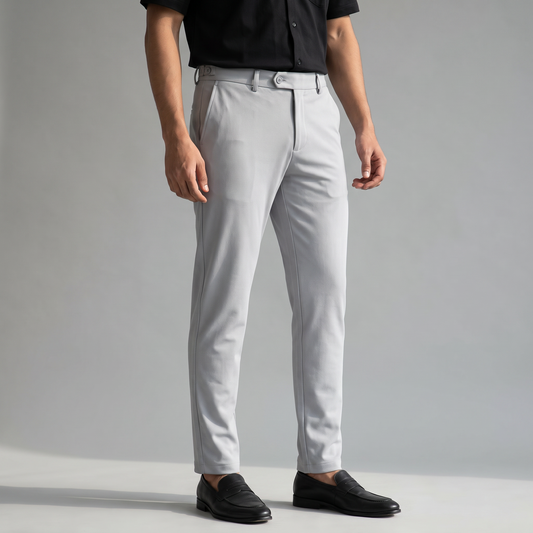 Ash double button ankle fit pant on model