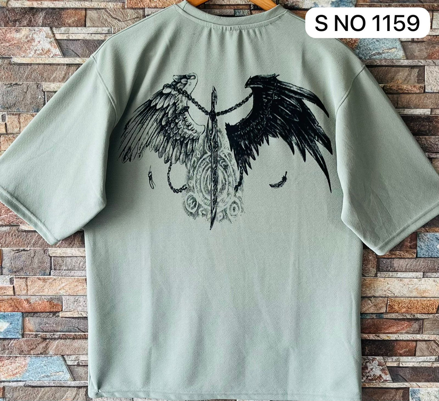 Down shoulder printed Tshirt