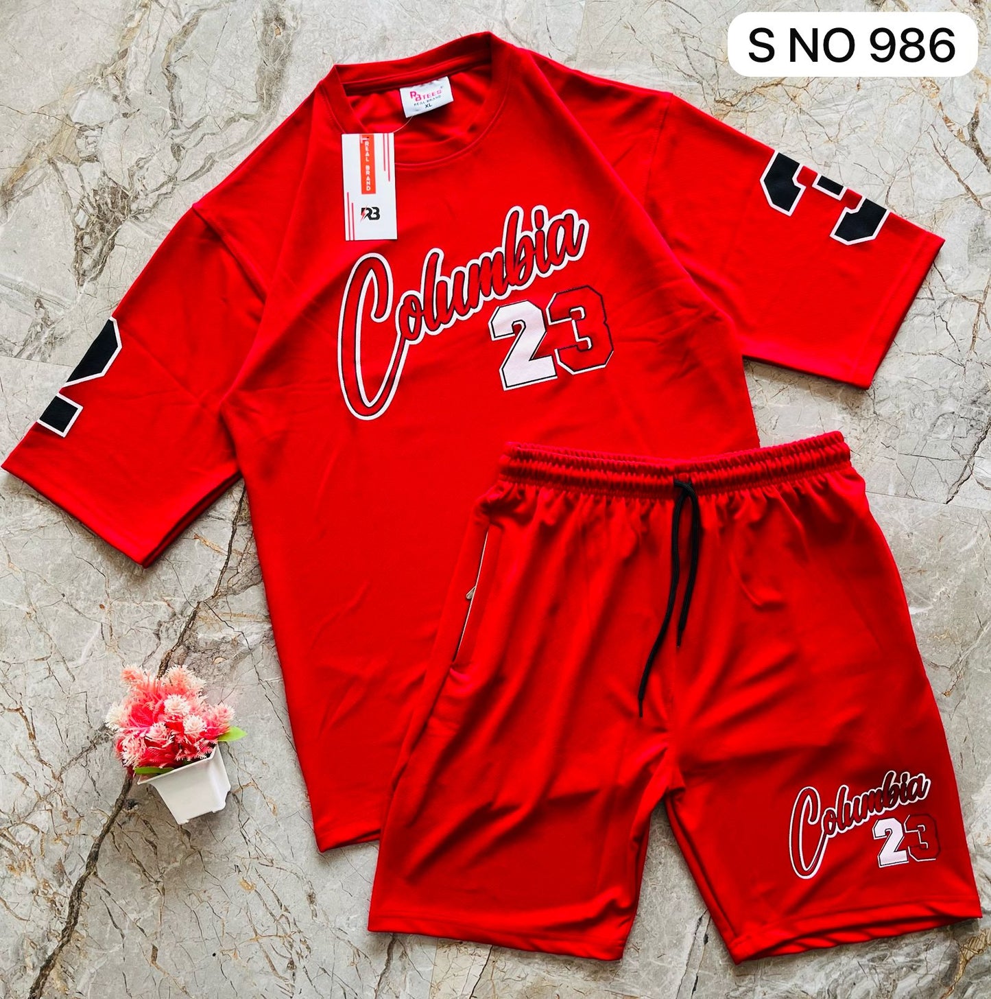 Down shoulder Tshirt and shorts Columbia 23 set...