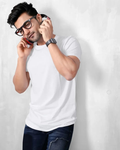 WHITE T.SHIRT