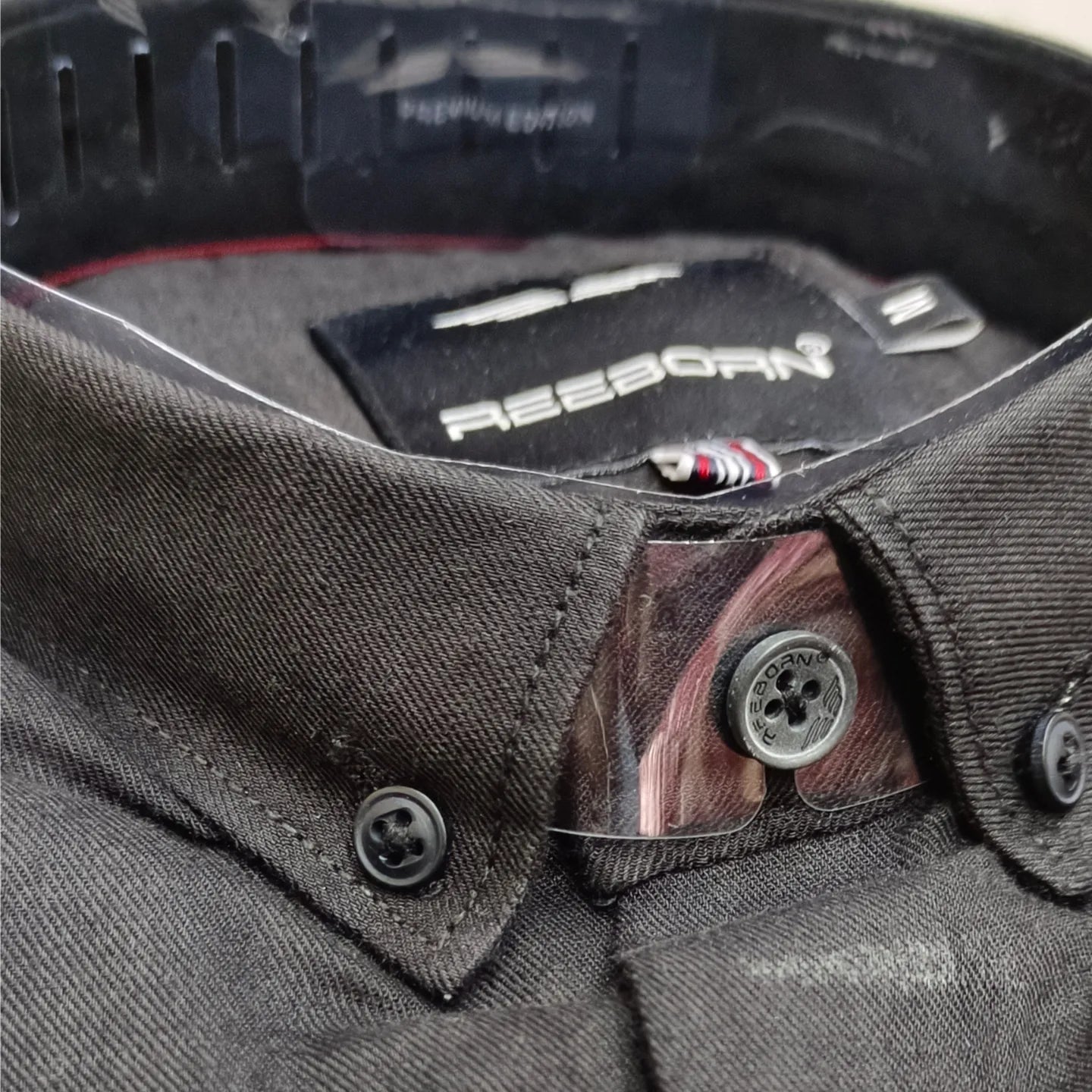 BLACK SHIRT